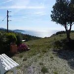2 Pieces Avec Terrasse Et Parking Au Lavandou - Fr-1-251-926 Lägenhet Le Lavandou