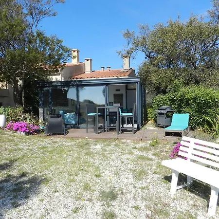 2 Pieces Avec Terrasse Et Parking Au Lavandou - Fr-1-251-926 Le Lavandou